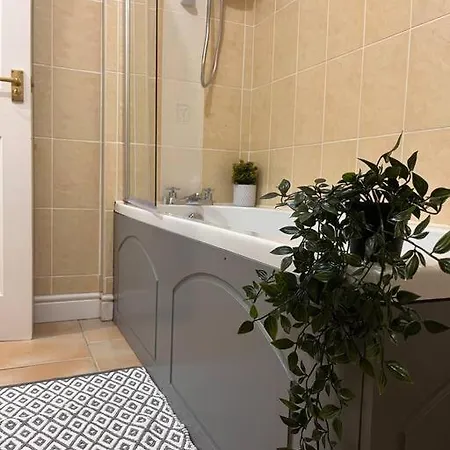 Peaceful 2 Bedroom House In Cumbria * Barrow-in-Furness
